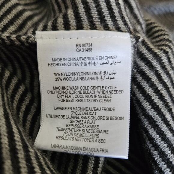 BCBGeneration Sweater Mini Dress Textured Wool Blend -Black Gray- sz S -NWT - Picture 6 of 7